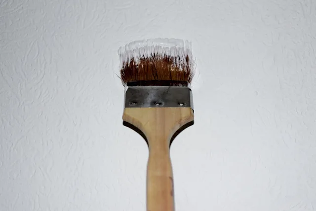 paint brush, to brush, wall, painter, renovate, painting, painting work, bristles, house painter, white, fashion, to paint. Vetting a low VOC finishes contractor before signing anything